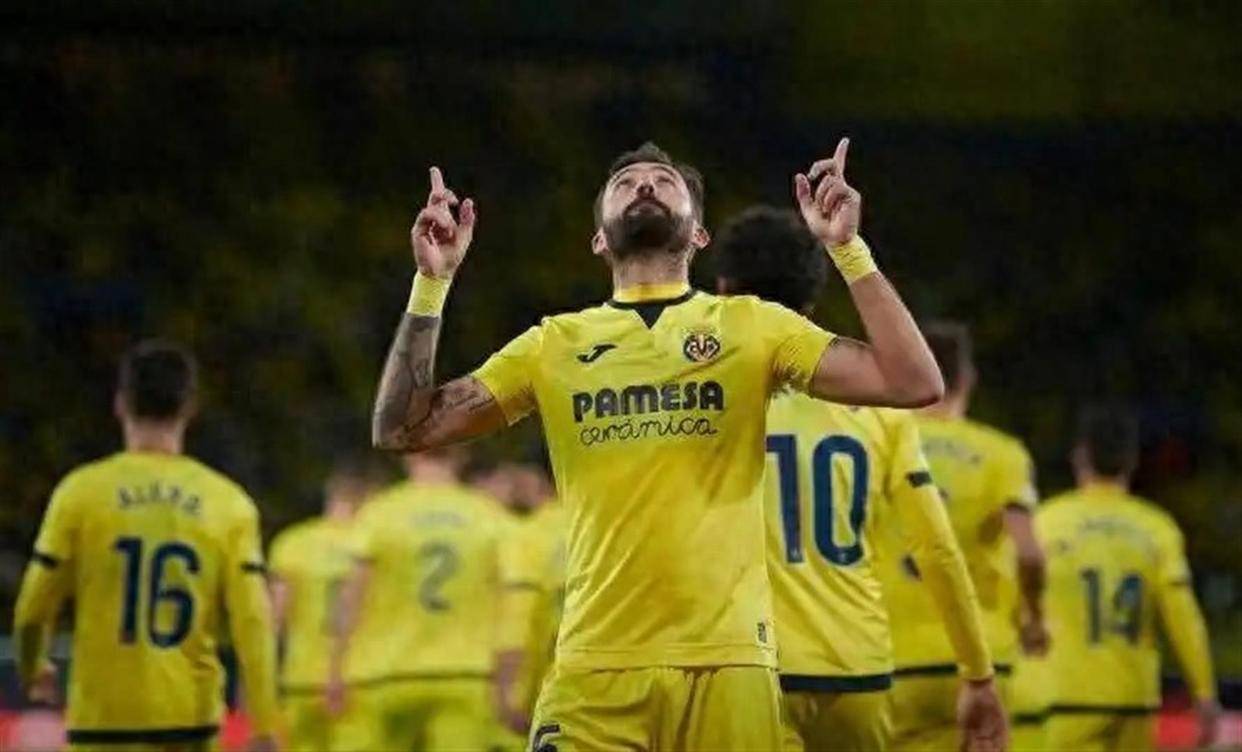 随着比利亚足球直播-NBA直播_英超_世