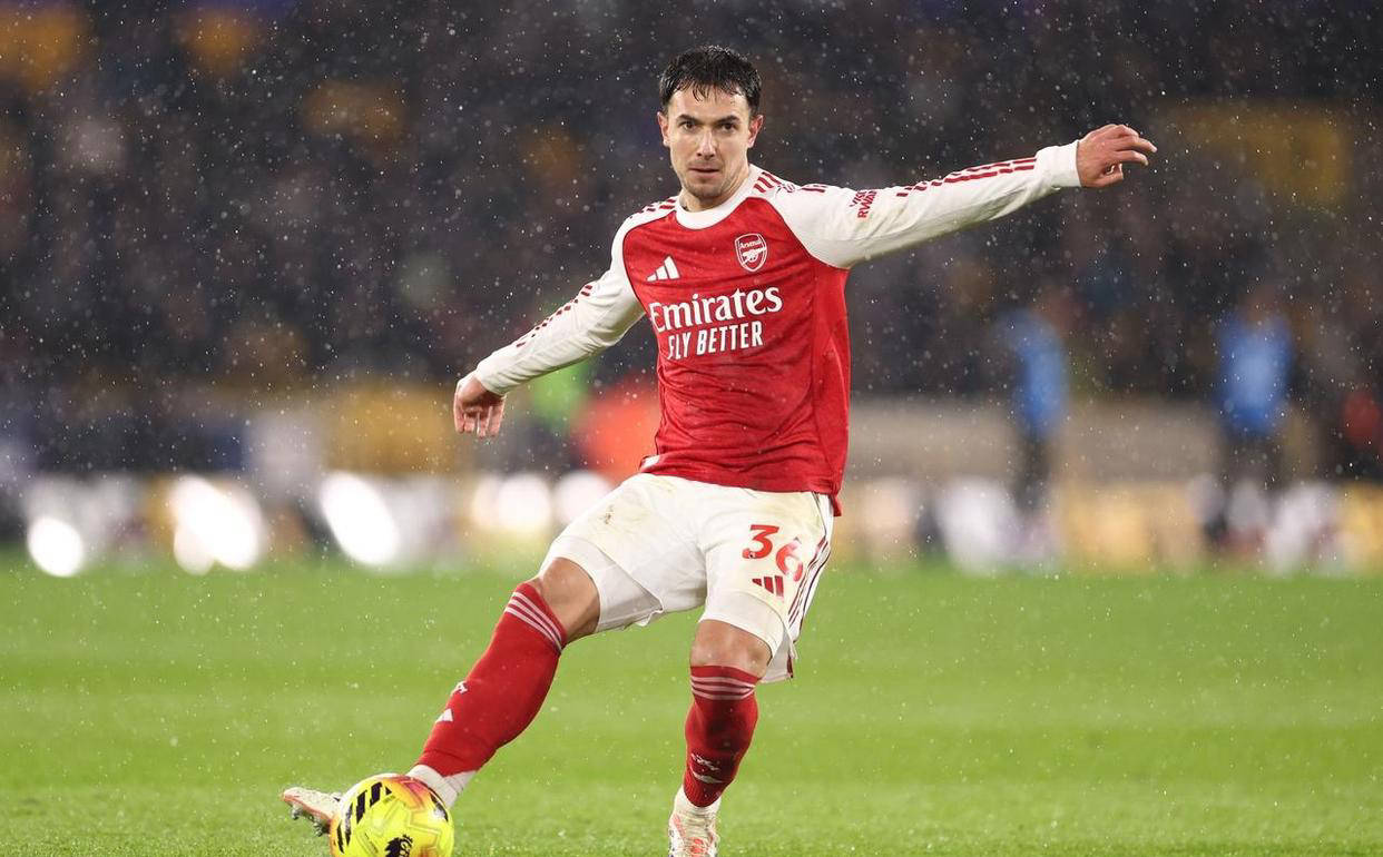 英超最新积分榜揭秘：阿森纳遭遇爆冷2-2被倒数第一逼平争冠格局生变英格兰足球超级联赛