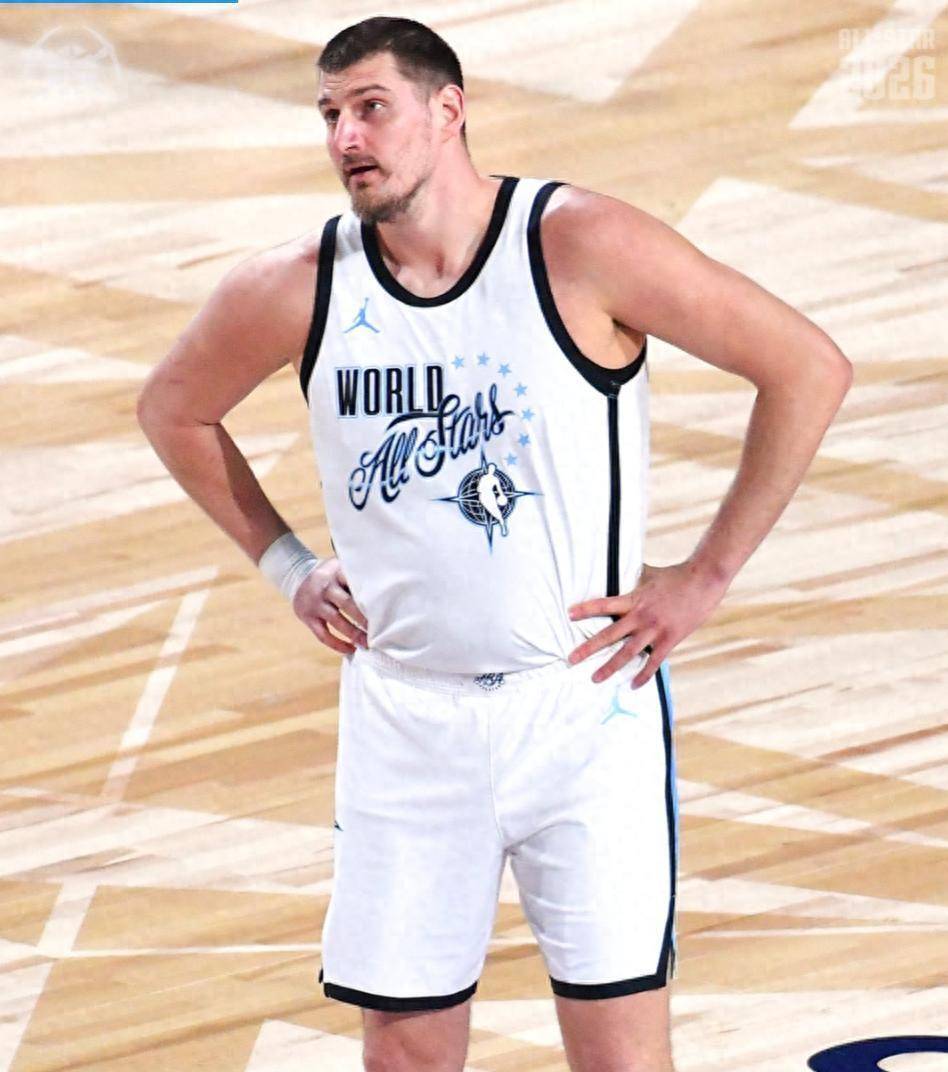 全明星5分钟怒砍0分转头却说我热爱篮球约基奇打了谁的脸？欧洲