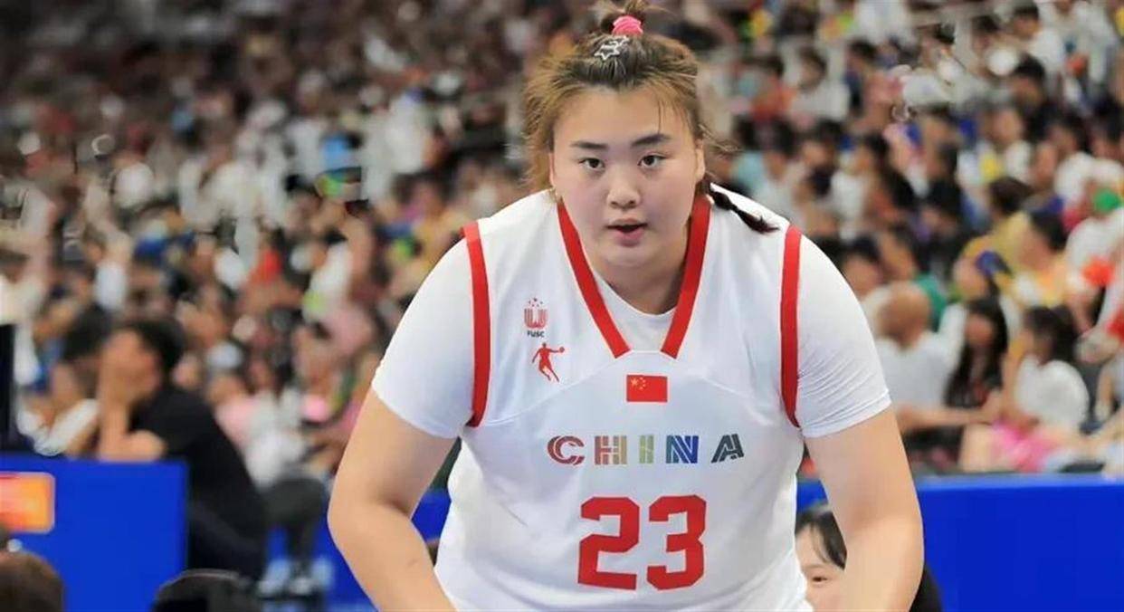 女篮最新消息！世预赛：中国女篮双塔压哨回归3场热身赛确定出线