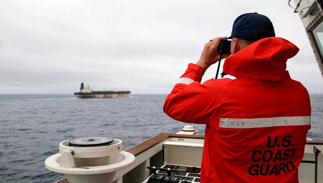 美国快艇侵入古巴水域开火,古巴边防果断还击,4人被当场击毙