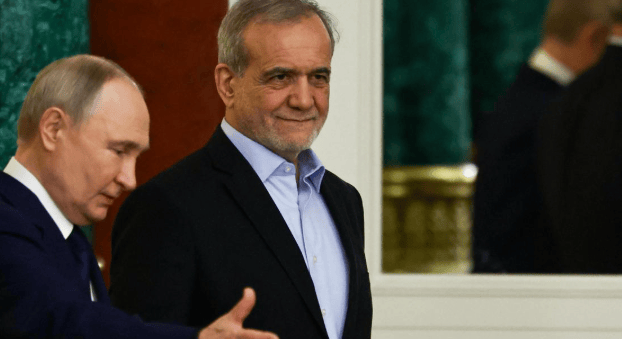 局势严重了！哈梅内伊一死普京马上下令，俄罗斯全体高层紧急到场