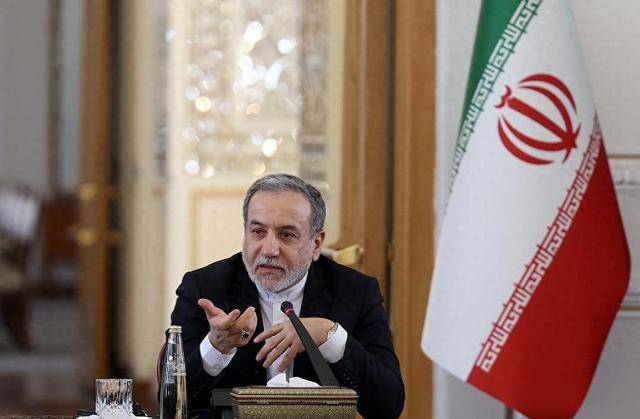 伊朗外长终于反思:不该轻信美以,两次都是谈判时遇袭,是非常痛苦的经历