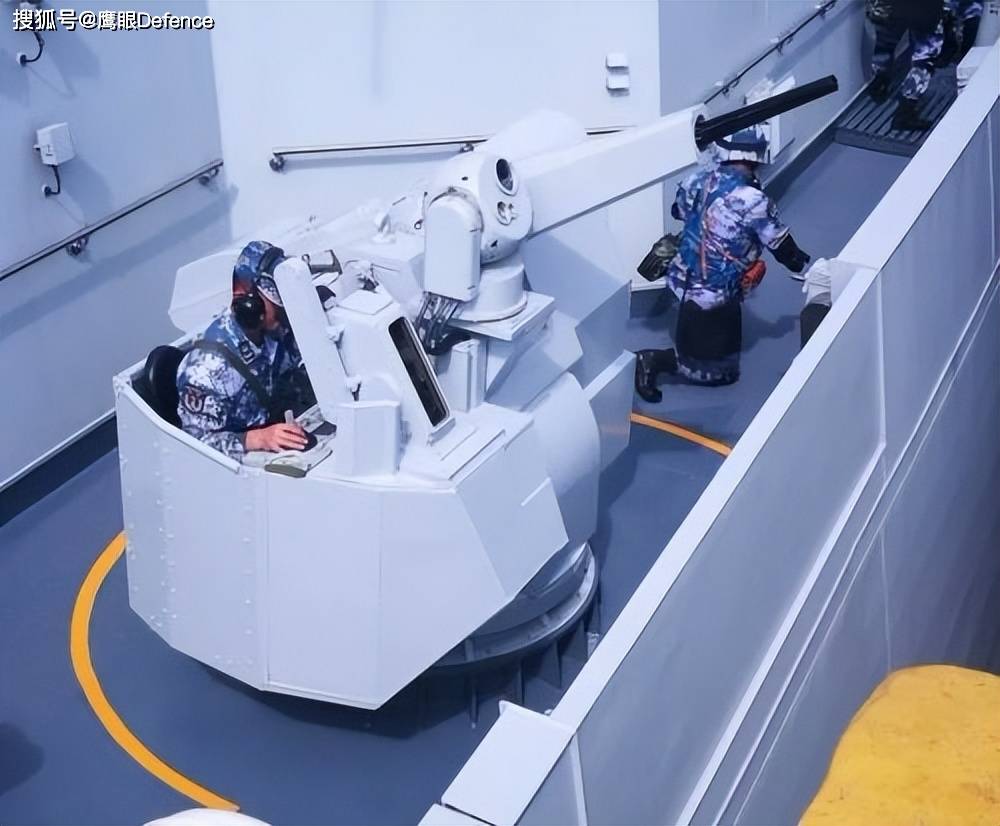 中国海军的“大毒蛇”：H/PJ17型30毫米口径单管舰炮，专打海盗船