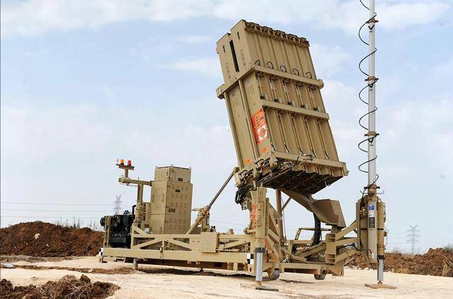 以色列防空崩了？黎巴嫩真主党导弹击中卫星站，以方称“技术故障”未拦截未预警