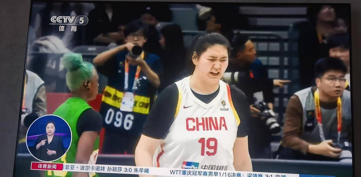 今天中国女足和中国女篮同时迎来必胜之战！一场赢下就能直通世界杯一场输掉就可能出线