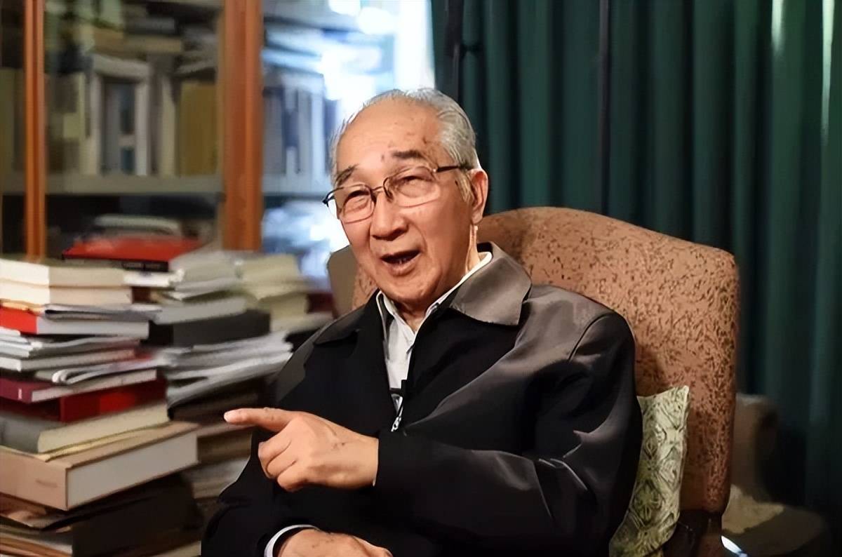 知名演员嫁大44岁老艺术家，现丈夫91岁垂垂老矣，她47岁貌美如花