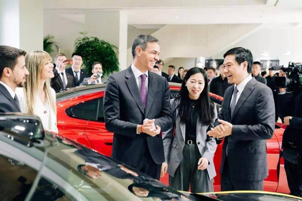 美国议员发现，挑起伊朗战争后，反而巩固了中国能源地位