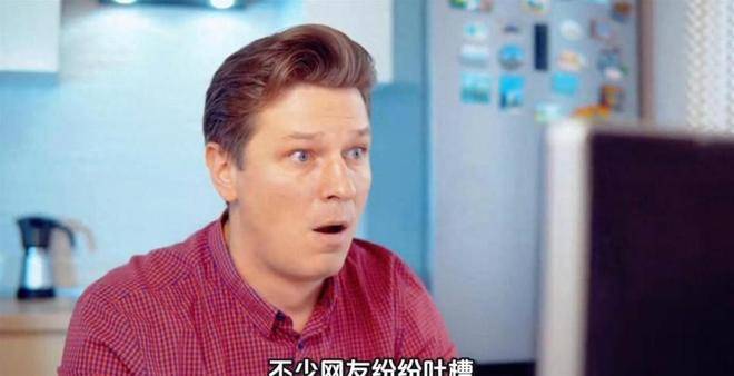 张碧晨舞台跑调翻车！全网嘲讽看相后全网道歉