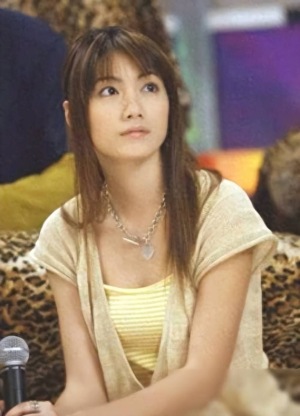 玩过14 位男星！人前玉女人后 “”她47岁至今单身无人敢娶-第19张图片-