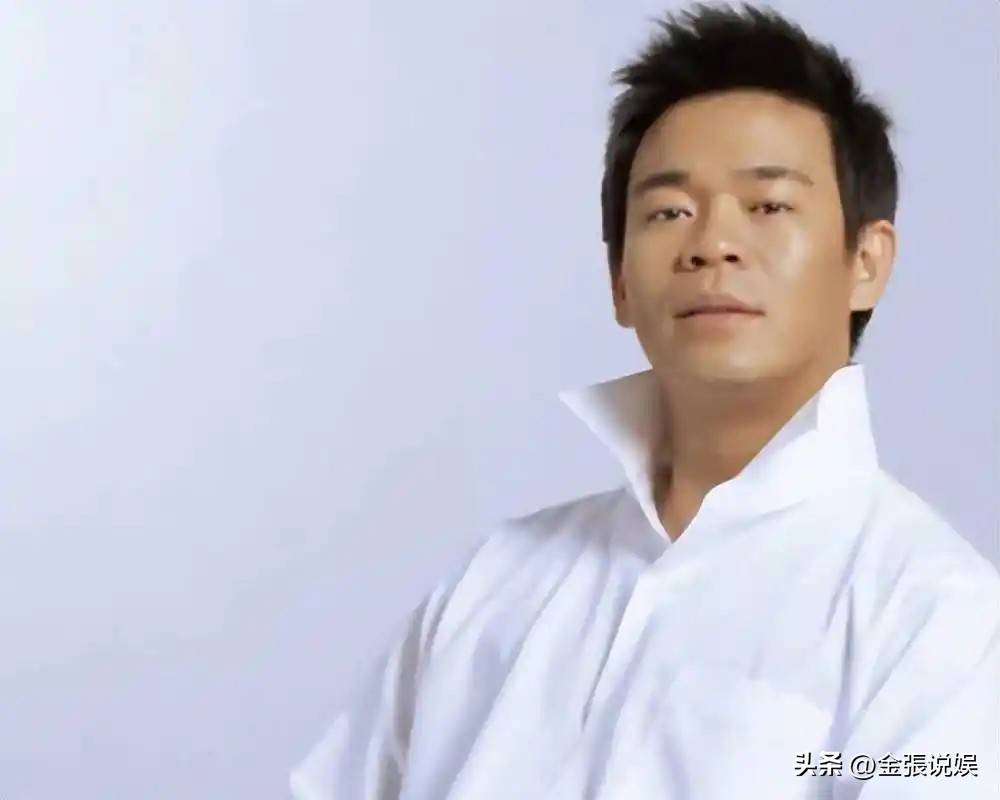 孙浩：26岁上春晚走红得罪杨坤20年没敢说线岁仍未婚未育