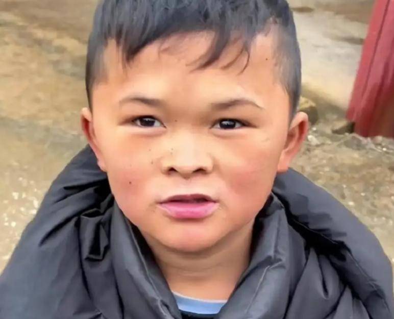 刚成年的范小勤：女友已经怀孕两个月他却面临3个棘手的问题