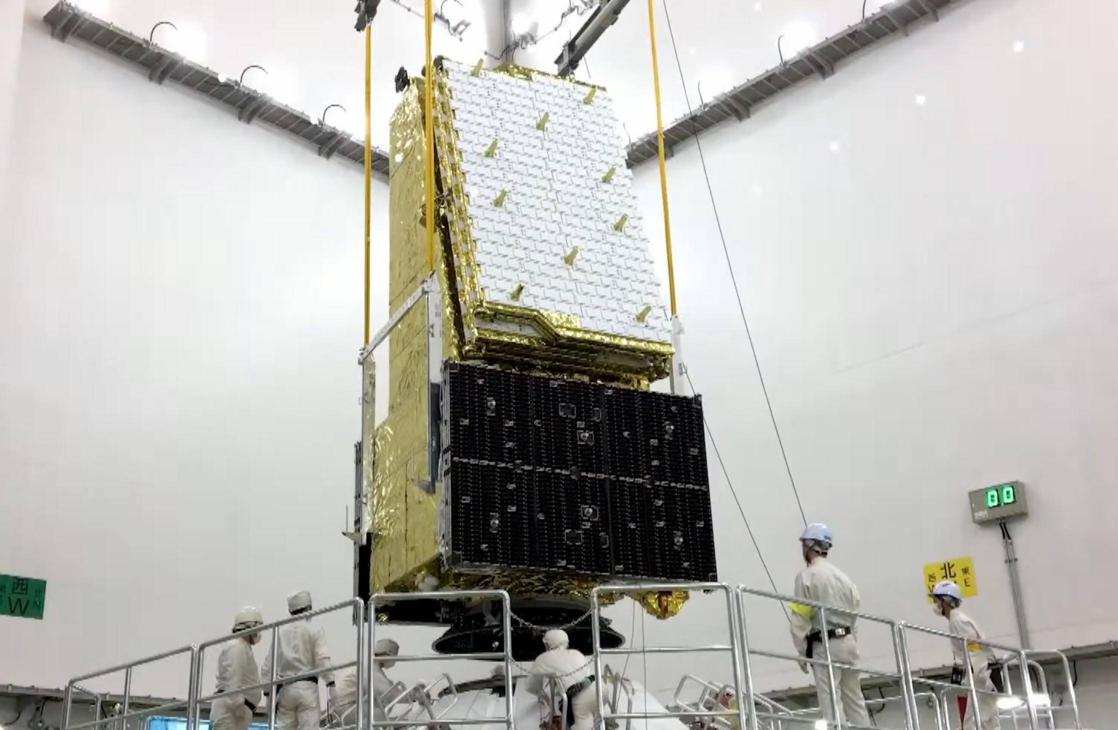 
        10年布局盯上太空，日本战术AI卫星，准备一脚踢开美军情报拐杖