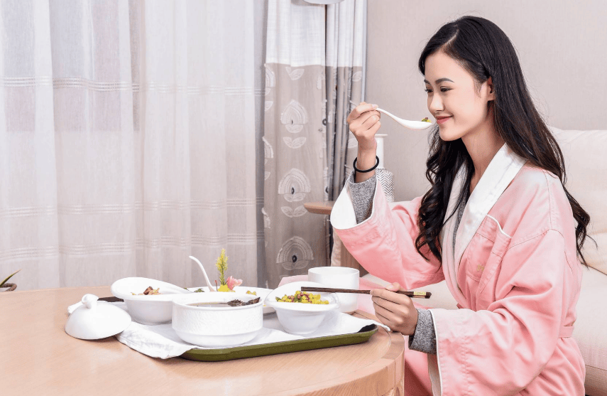 坐月子到底有没有必要请月嫂?过来人客观分析