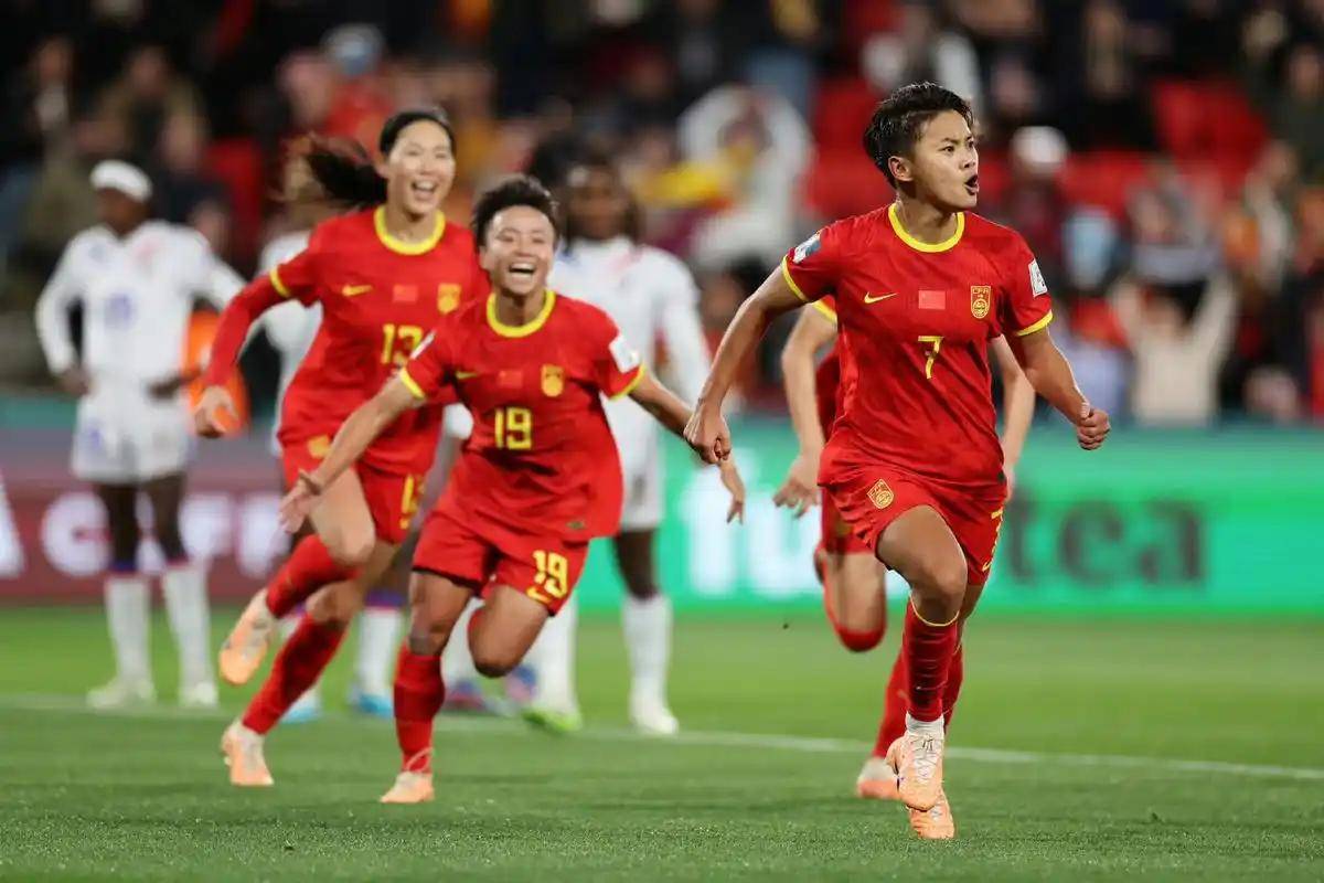 乌兹别克斯坦女足