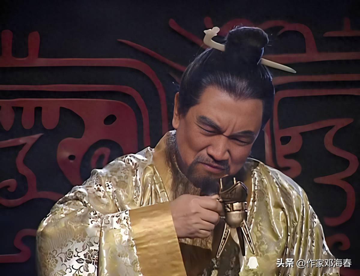 
        说曹操，曹操到，下半句让曹操恼火，难怪当时没人敢说出口
