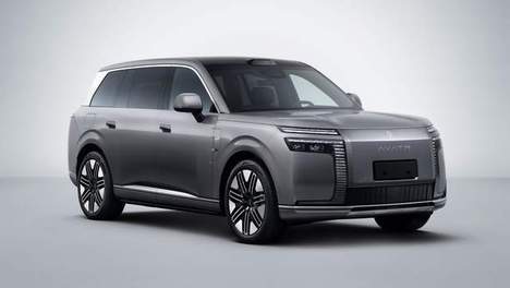 9月—12月，有三款新车要上市，两款六座SUV