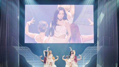 Red Velvet-IRENE & SEULGI首轮日本巡演启幕！福冈成功拉开序幕