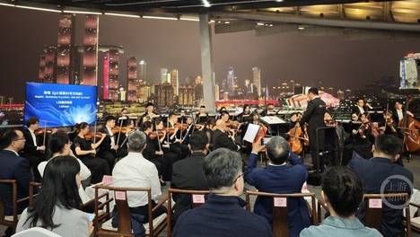 12306回应高铁F座最受欢迎