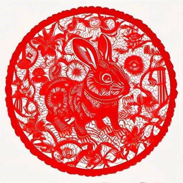 央视曝光领导视察才开门的农村公厕