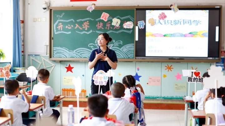 多地探索教师退出机制,能避免加剧教师考核负担吗?