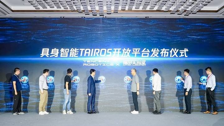 科技巨头用平台模式为机器人装上大脑,你看好吗?