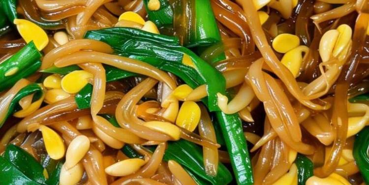 黄豆芽的5种家常做法，有炒菜，还有凉拌，不仅好吃下饭，而且下酒又解腻，大人小孩都爱吃