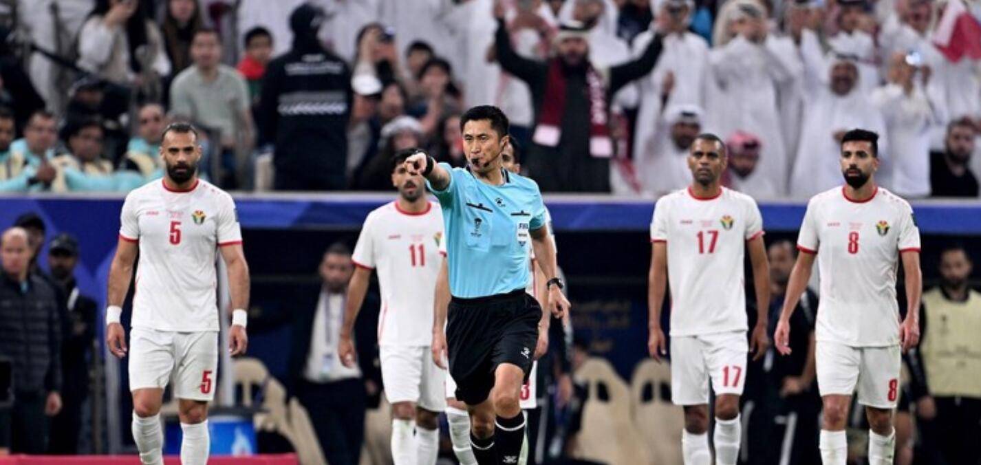 亚洲杯-马宁连判3点阿菲夫戴帽 卡塔尔3-1胜约旦夺冠