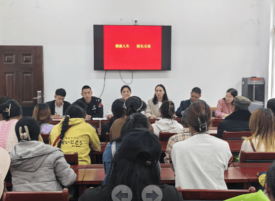 法治宣传｜与法“童”行 警心护航——武东派出所开展法治宣传进校园活动  第5张