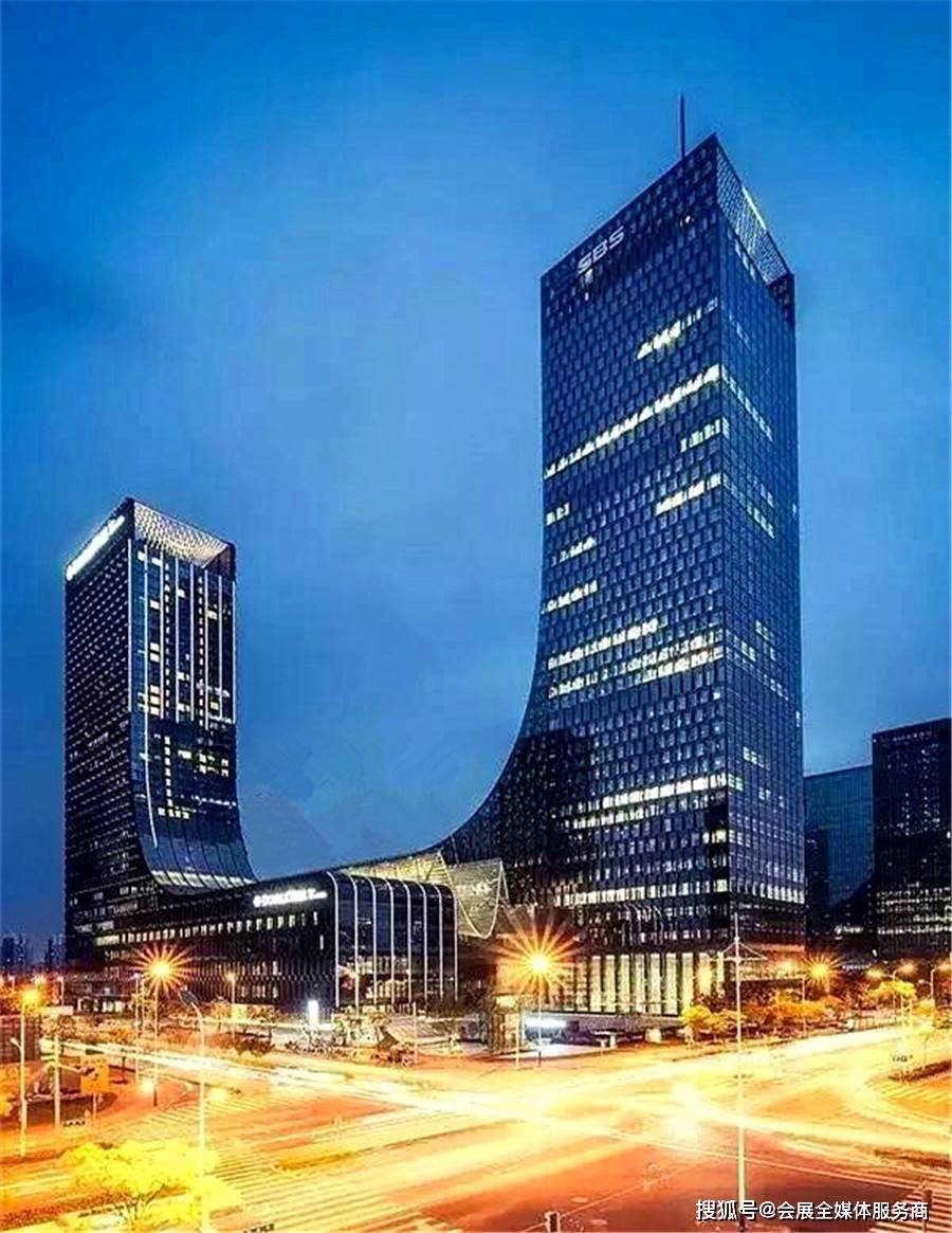 苏州广电会展中心隶属于苏州广播电视总台，坐落在繁华的苏州市吴中区，