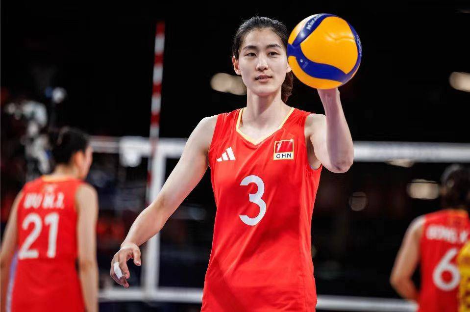 原创冲四强！中国女排vs土耳其，3人表现最关键，李盈莹决定比赛走向