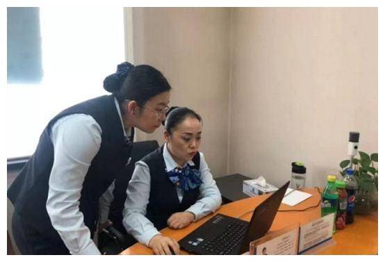 银行每天那么多客户，他们会监控每个客户的现金流水吗？答案来了