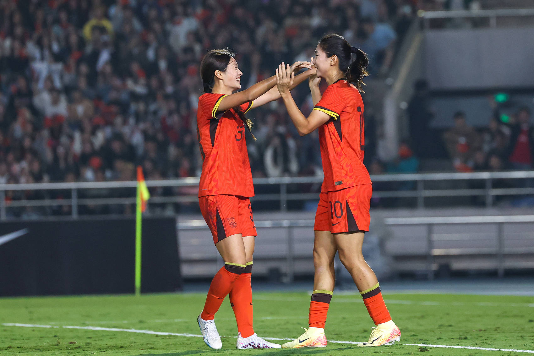 四国赛-唐佳丽破门中国女足3-0乌兹别克 新帅首秀开门红