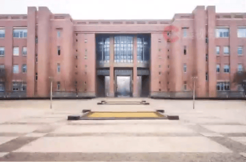 研究生因扫雪不达标将取消评奖资格,这事我站学校这边!