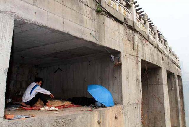 欧博体育回顾：汶川地震18岁残疾小伙捐款185元如今创业成功(图10)