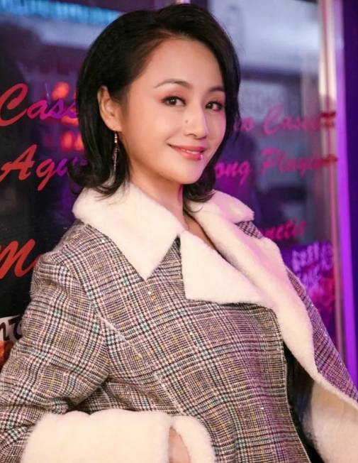 曹颖在节目中自曝患胃癌 坦言最放心不下儿子