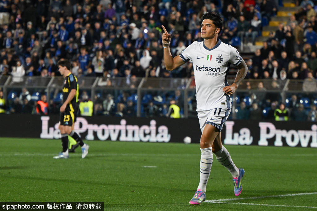 意甲-科雷亚破门雷纳谢幕战染红 国米2-0科莫获亚军