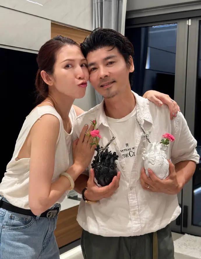 蔡少芬公开张晋心脏病发作细节！直言“如果他有事我一定会癫”