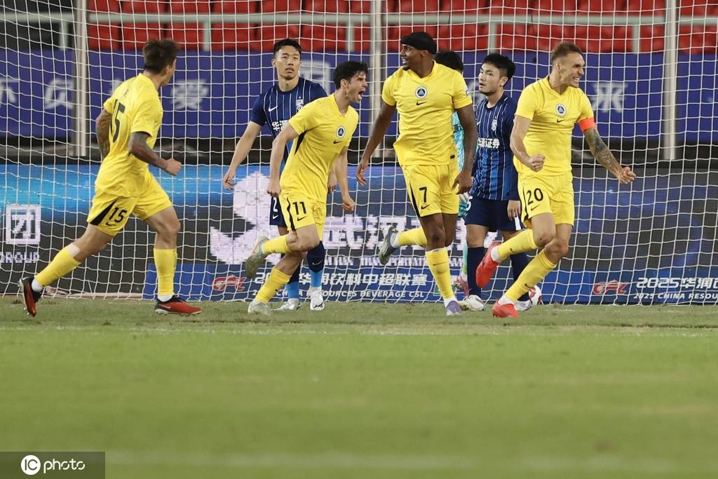 基本保级！中超-加西亚杜加利奇破门 10人新鹏城2-1三镇