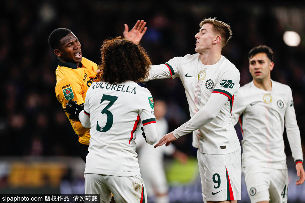 进球大战!联赛杯-吉滕斯造3球德拉普染红 切尔西4-3狼队晋级