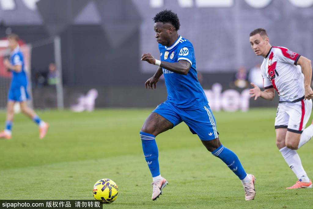 西甲-姆巴佩哑火巴尔韦德伤退 皇马0-0巴列卡诺2场不胜