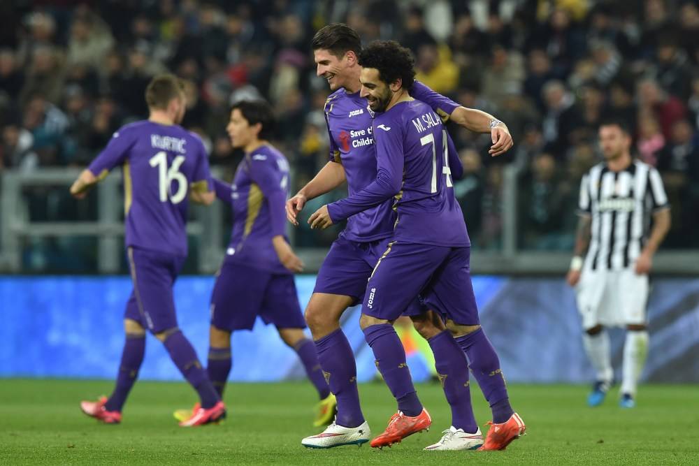 意甲焦点战：佛罗伦萨与尤文图斯全方位比分预测分析英格兰足球超级联赛