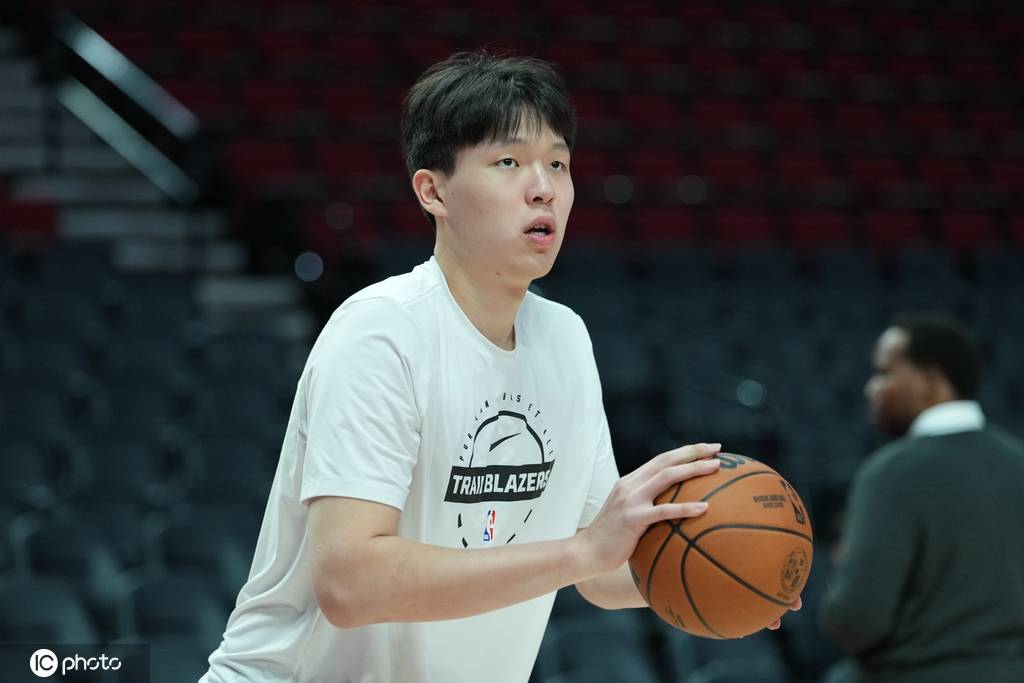 不让上场也不下放G联赛 杨瀚森被逼入最痛苦境地？