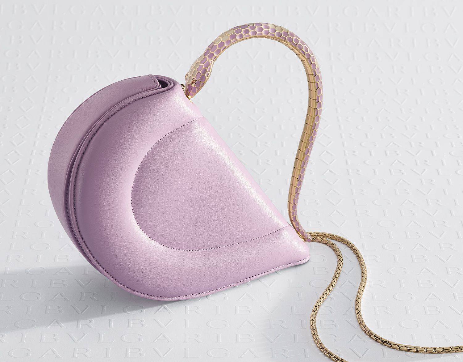 pp电子官方网站BVLGARI宝格丽耀目宣告2026春夏皮具与配饰系列