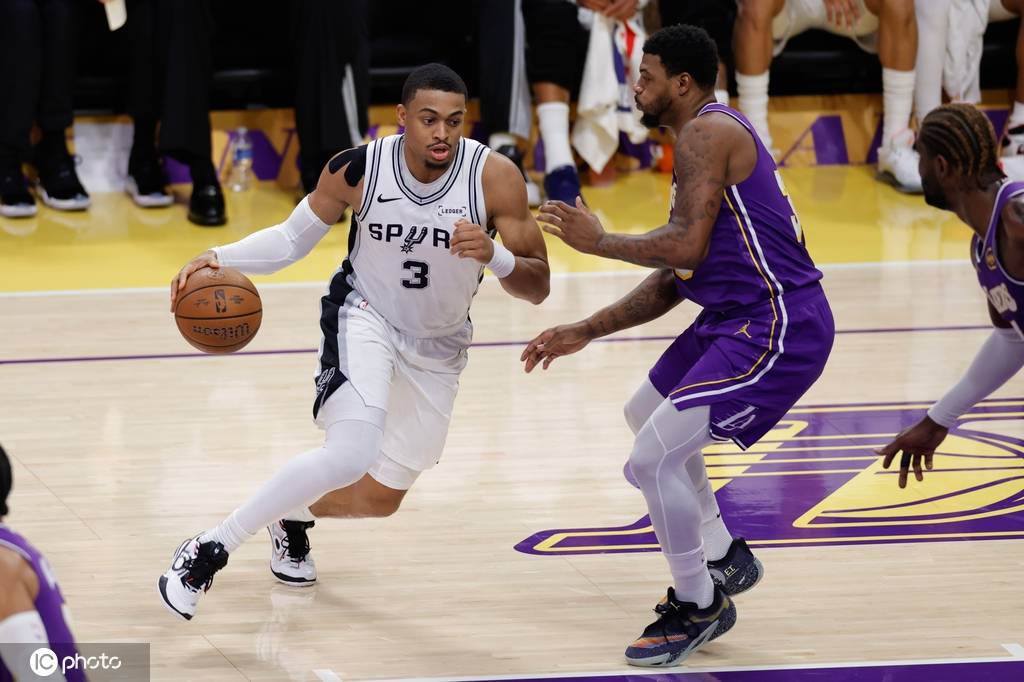 无文班却经历惊人蜕变 这一次马刺崛起终于成真了?