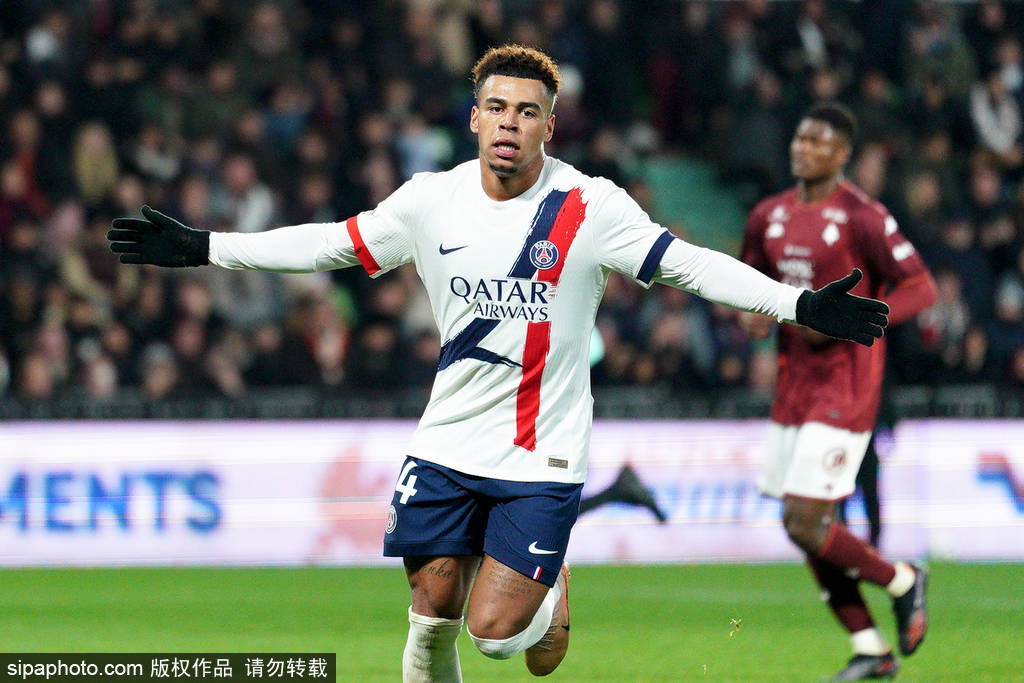 法甲-18岁新星处子球拉莫斯杜埃破门 巴黎3-2梅斯迎两连胜