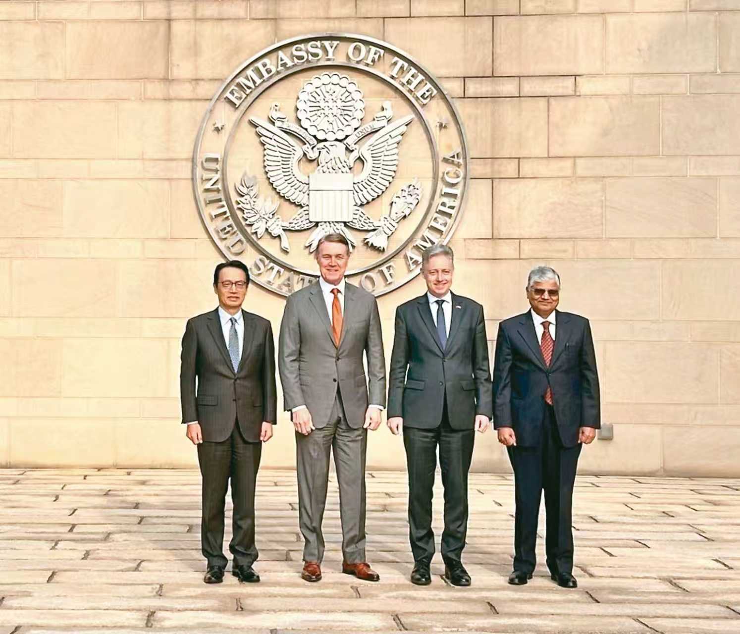 美邀3方在北京开会,日本刚入座,俄军就宣布动手,高市噩梦开始了