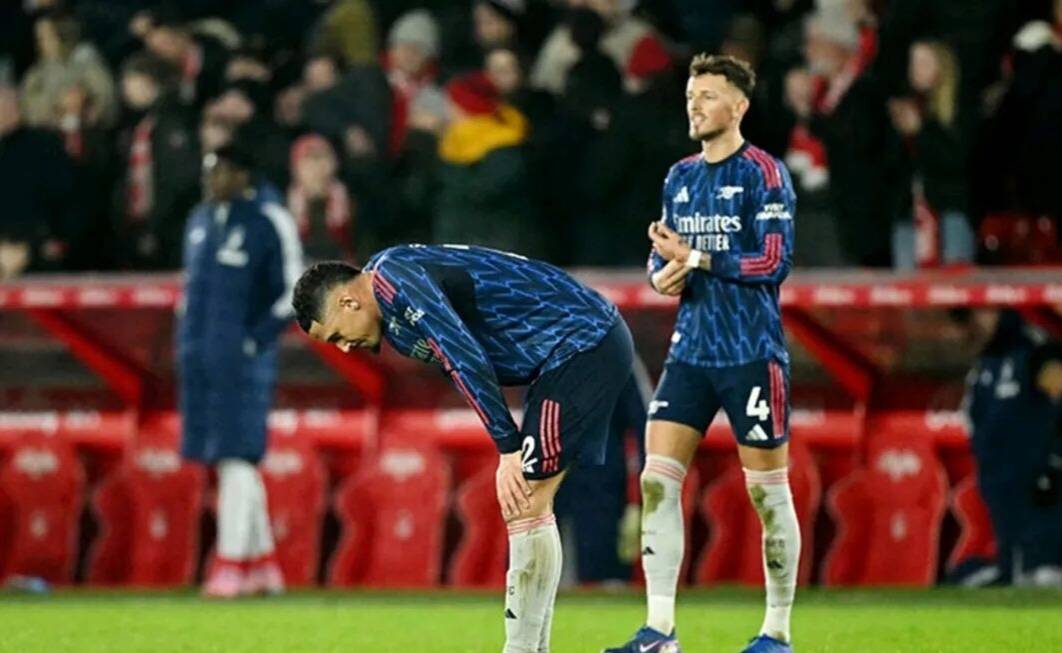 英格兰足球超级联赛两轮0进球！阿森纳痛失7分优势19天6战魔鬼赛程谁能救命？