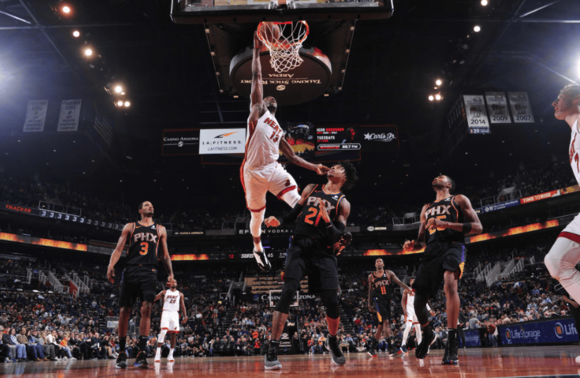 绿茵直播预告NBA西部焦点2月3日来袭：湖人客战勇士詹库对决引爆圣诞大战后首度交NBA职业联赛中文官网__实时赛程比分+球队资讯锋