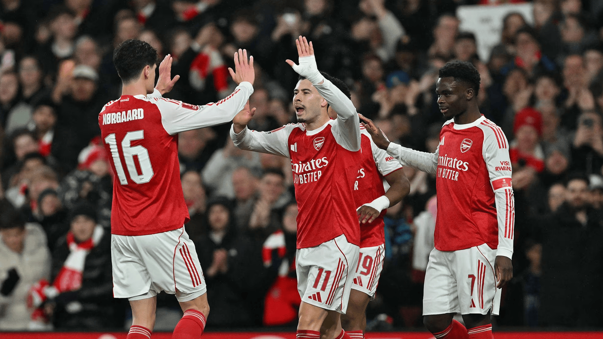 英格兰足球超级联赛提前一个月！为什么阿森纳与狼队第31轮英超改至本周三？